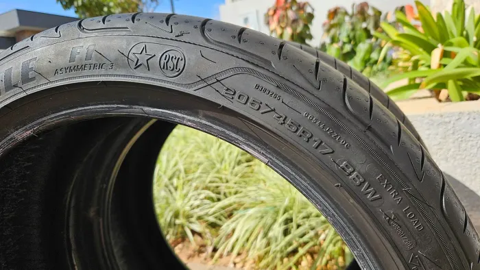 Pneu Goodyear Runflat aro 17 205/45 original bmw mini 