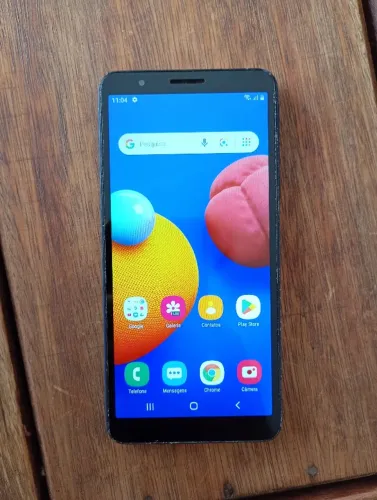 Celular A01 core 32 gigas funcionando perfeitamente bateria e entrada carregador bons 