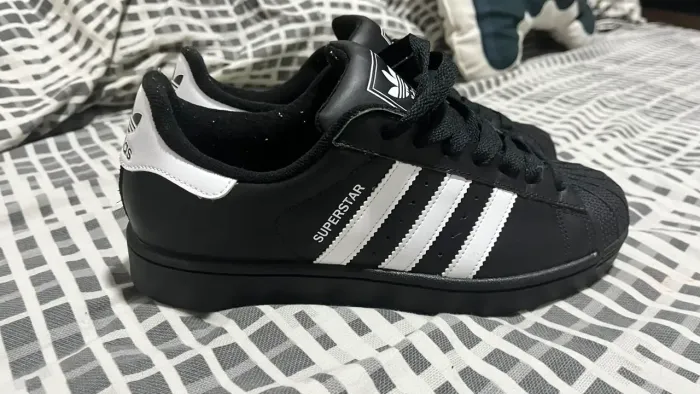 Tênis Adidas Originals Superstar - Preto/Branco