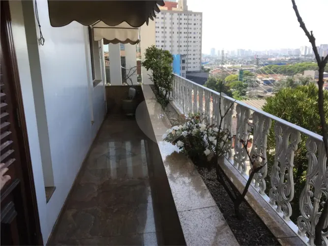 Sobrado para locação, Freguesia do Ó, 540m², 5 quartos sendo 1 suíte, 5 wcs, 3 vagas e chu