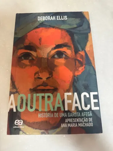 A outra face de Débora Ellis!!