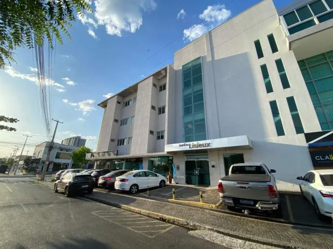 Aluga-se Sala Comercial no Edifício Lisieux
