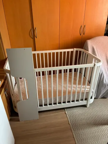 Berço vira cama