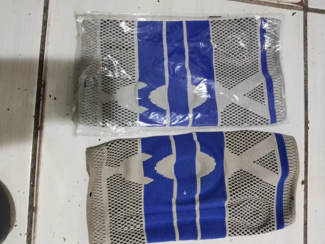 Vendo Par de joelheira de compressão Leg fix. Tel. *22 zap aceito proposta e troca