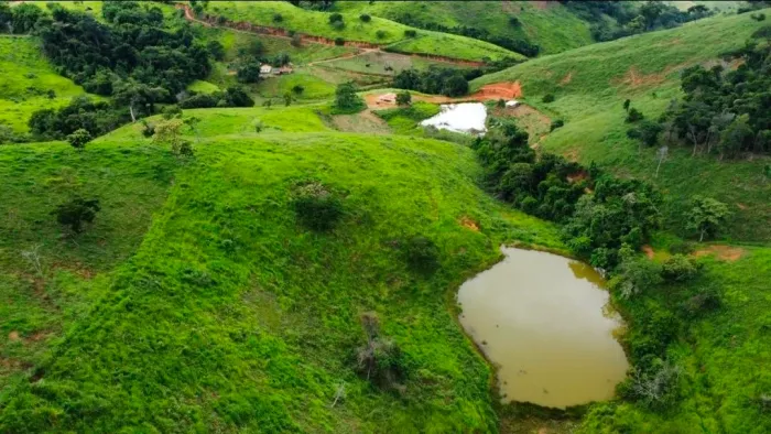 Terreno seis alqueires