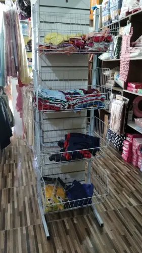 Vende cesto quádruplo armado expositor para loja branco