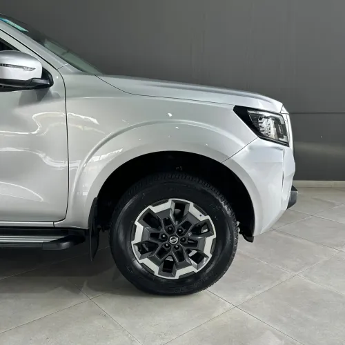 Nissan Frontier XE CD 4X4 2.3 Bi-TB Diesel Aut. 2023