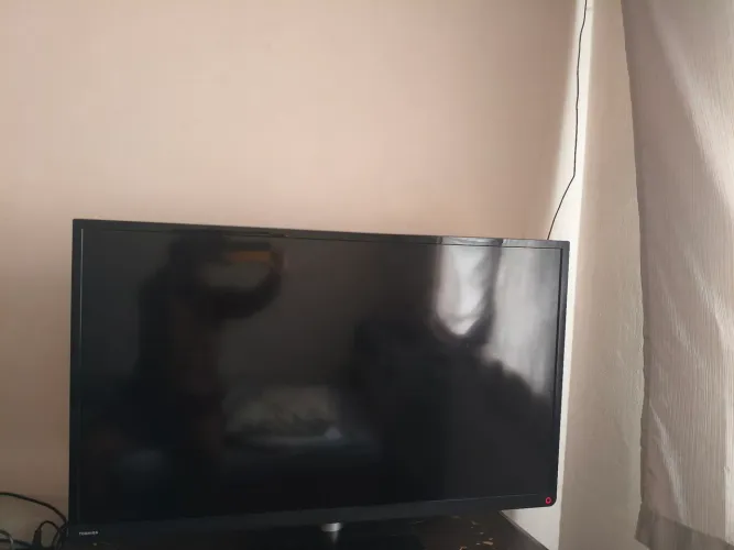 Troco tv Full HD 40 polegadas Toshiba+ jogos de ps4/ps5 com controle em monitor gamer