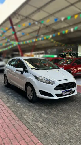 Ford Fiesta 1.5 16V Flex Mec. 5P 2015