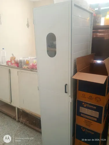 Vendo armário de pão de doce