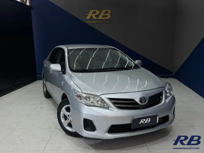 Toyota Corolla GLI 1.8 Flex 16V Aut. 2013