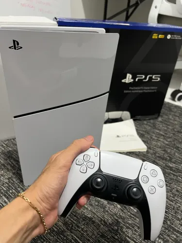 Playstation 5 Slim muito conservado