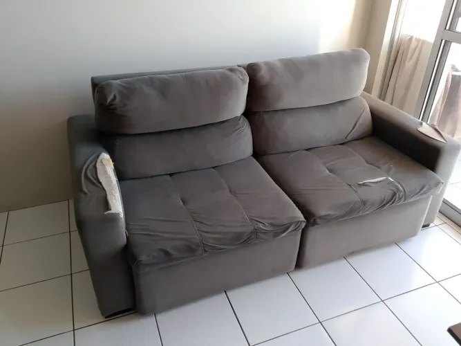 Sofá 3 Lugares Tok Stok Reclinável e retrátil