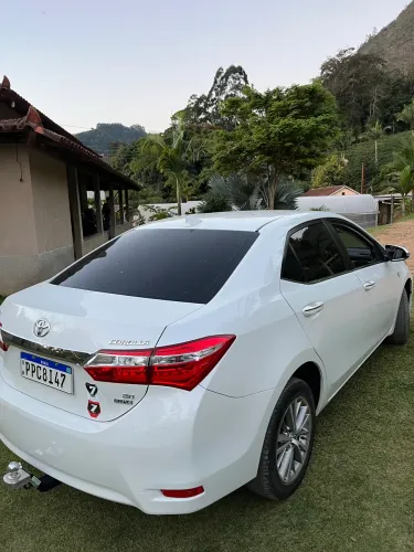 Toyota Corolla Altis 2.0 Flex 16V Aut. 2015