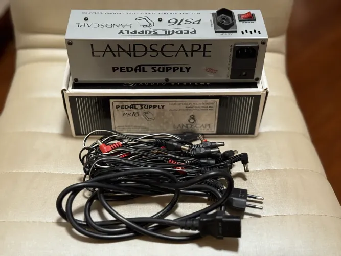 Fonte Landscape PS16 - A mais completa da serie - 9,12e18volts - Super Conservada!