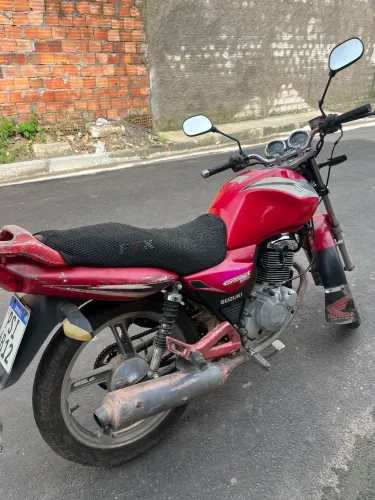 Suzuki GSR