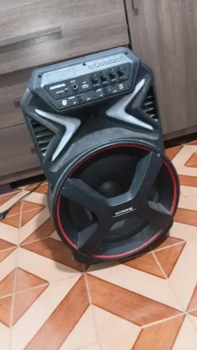 Vendo caixa de som mondial