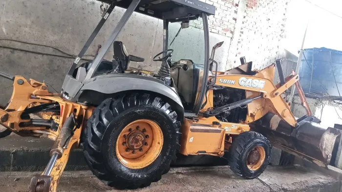 Retro case 4x4 580n 2013