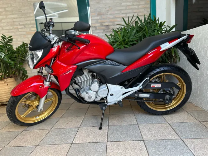 Cb 300