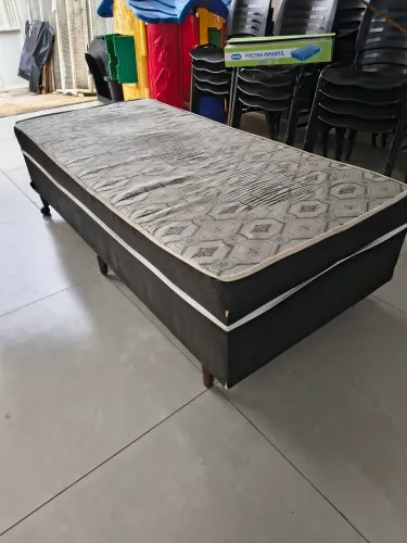 Cama de solteiro 