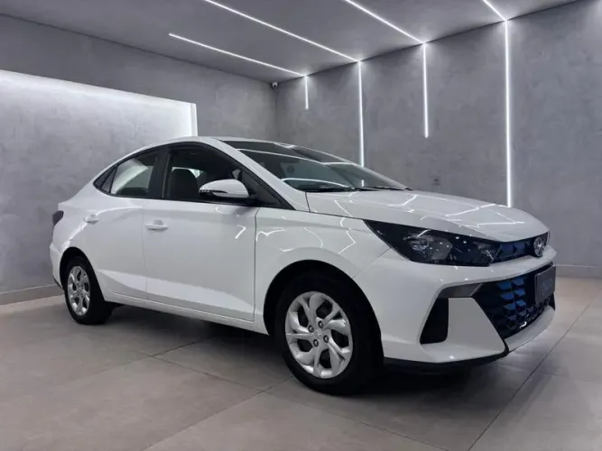 Hyundai HB20S Comfort Plus 1.0 TB Flex 12V Mec. 2025