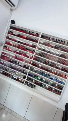 Expositor de esmaltes