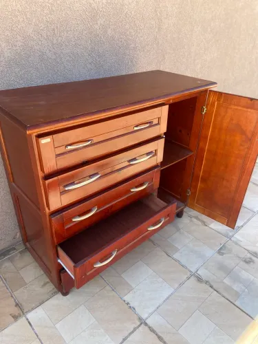Cômoda de roupa 