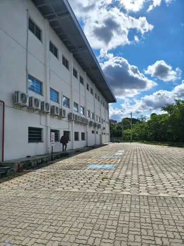 GALPÃO 4.200m2 TORQUATO TAPAJÓS EM COND 12mts Pé Direito 05 Docas