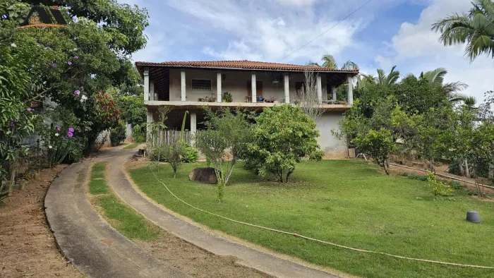 Chácara para Venda em Pedra Bela, zona rural, 4 dormitórios, 1 suíte