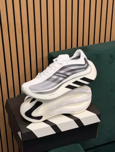 ADIDAS HYPERBOOST BRANCO IMPORTADO (38 ao 43)