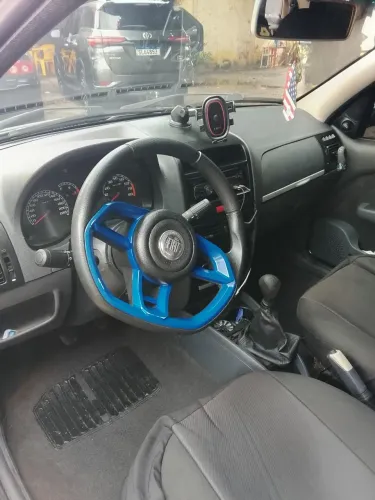 Fiat Palio ELX 1.0 Fire/30 Anos F. Flex 8V 4P 2005