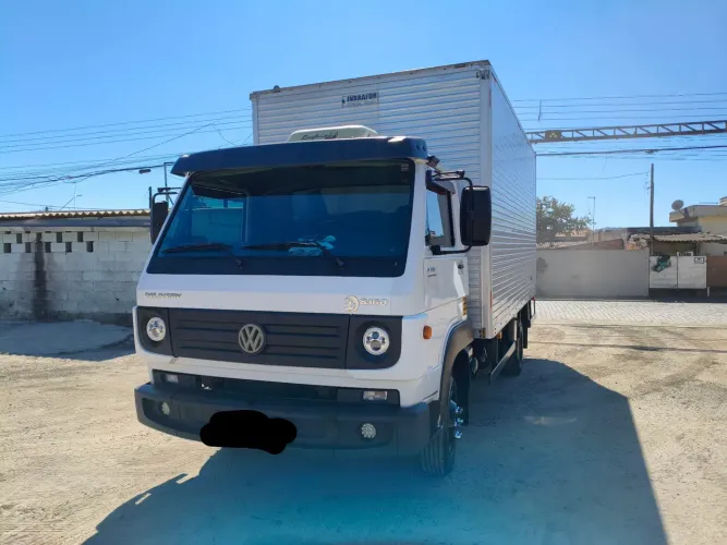 Caminhão Baú Vw 8.160 2013