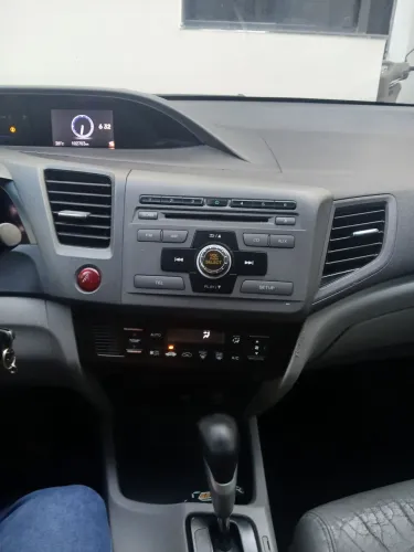 Honda Civic Sedan LXR 2.0 Flexone 16V Aut. 4P 2014