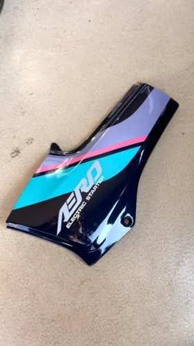 Tampa lateral CBX 150 Aero azul ano 1991 original HONDA lado direito
