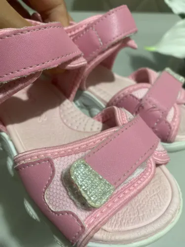 Sandália infantil feminina da marca Ortofino no de velcro