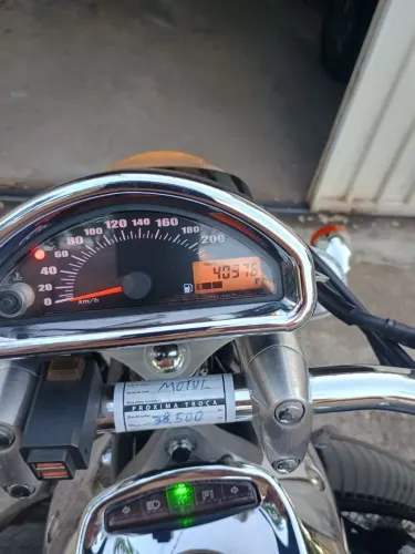 Motocicleta custom