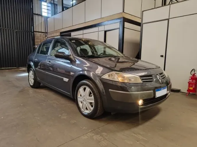 Renault Megane Sedan Dynamique 2.0 16V Aut. 2007