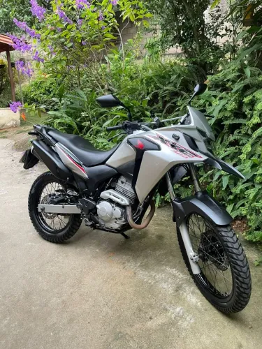 Moto Honda XRE 2020
