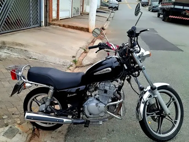 Moto Custom Intruder 125 original