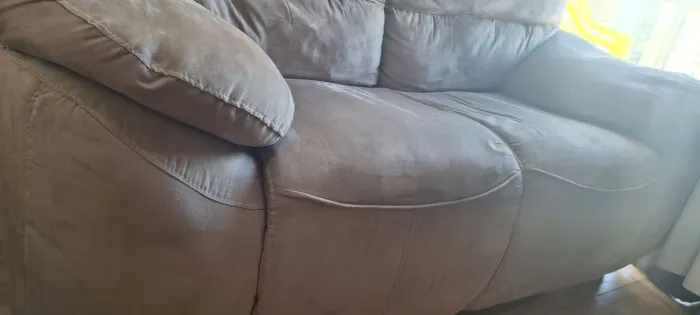 Sofa 2 lugares em perfeito estado.