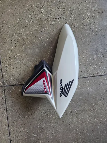 Asa Direita Titan 160 2016 Branca