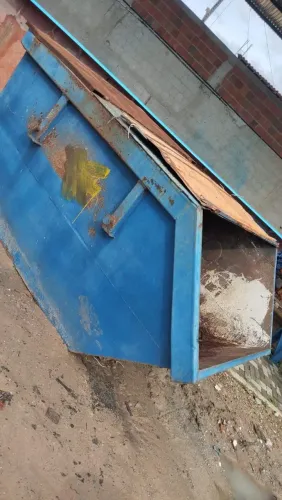 Retiradas de materiais com caixa de contêiner