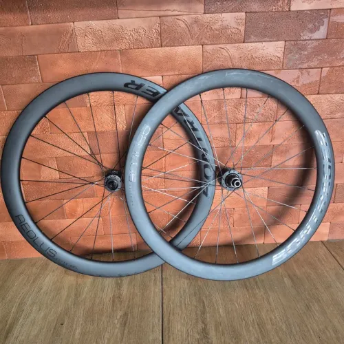 Rodas Bontrager Aeolus Elite 50mm disc