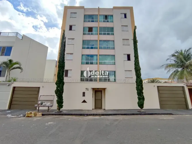 Apartamento com 2 quartos, sendo 1 suíte disponível para aluguel no bairro Jardim Finotti