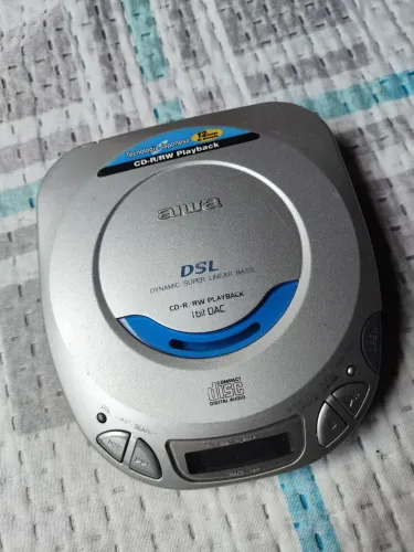 Discman Aiwa - Não Está Lendo...