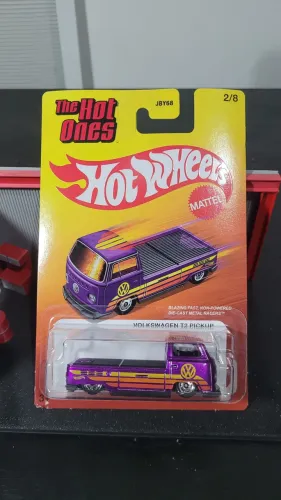 Hot wheels - Kombi t2 pick-up- hot ones (COM DETALHE)