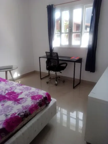 QUARTO INDIVIDUAL