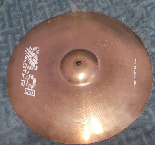 Vendo Par de Pratos Chimbal Marca Orion 14" - Série Solo Pro Master, ótimo estado 