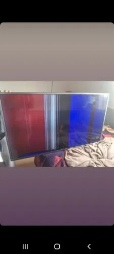 Televisão para retirar peças 