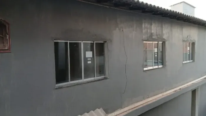Casa grande para alojamento.